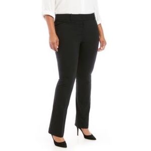 ✨NWT✨ The Limited Signature Skinny Pants in Exact Stretch - Black - Size 20W